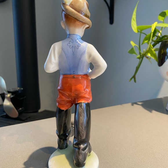 Herend porcelain figurine made in Hungary, Boy in Big Boots - Picture 3 of 6